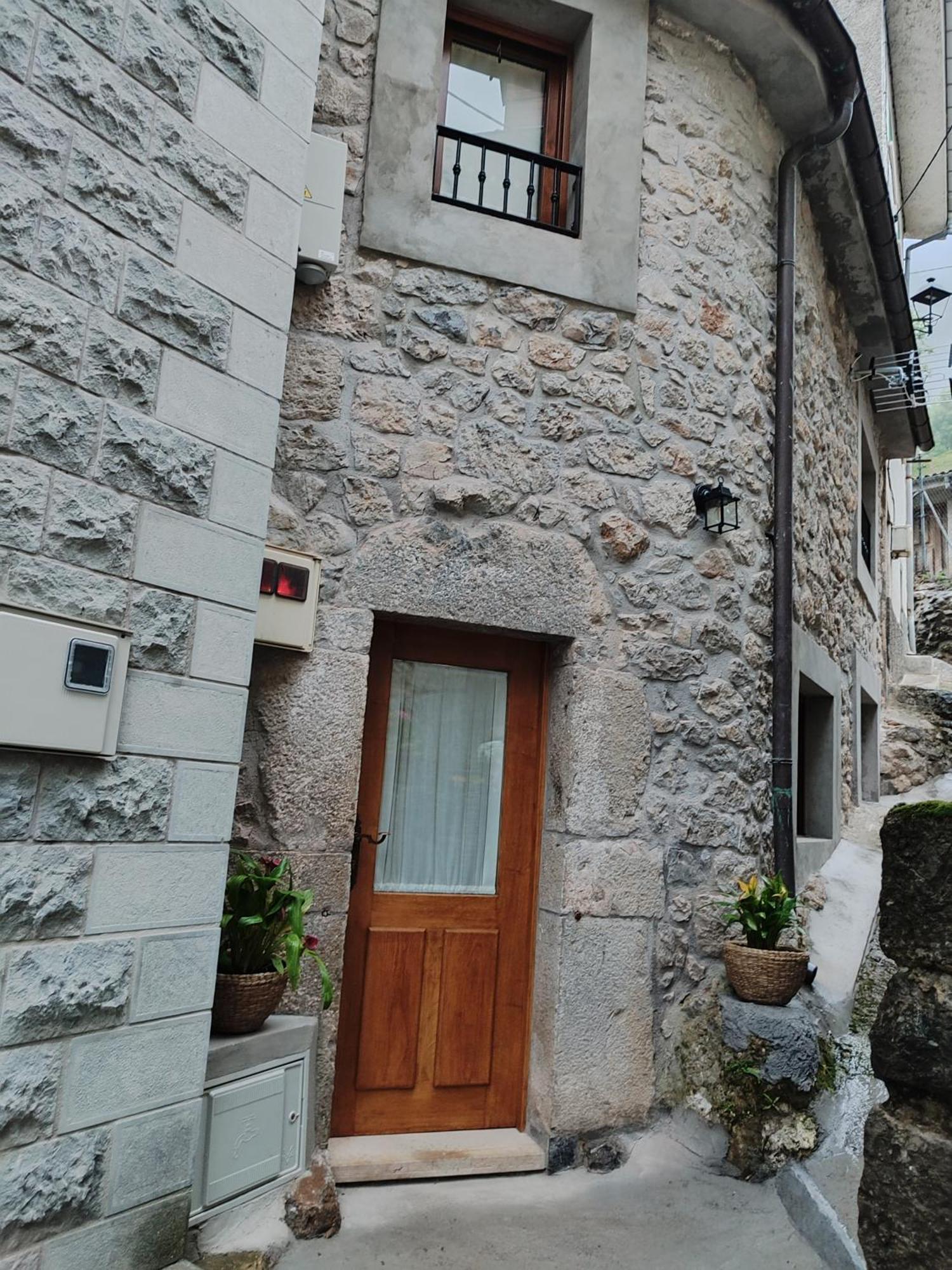 La Casina De Tielve De Cabrales Dentro Del Parque Nacional Picos De Europa Villa Bagian luar foto